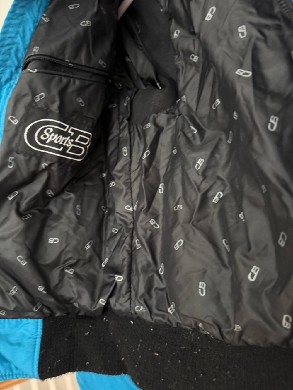 CB Sports Cropped Puffer Jacket - Picture 3 of 6